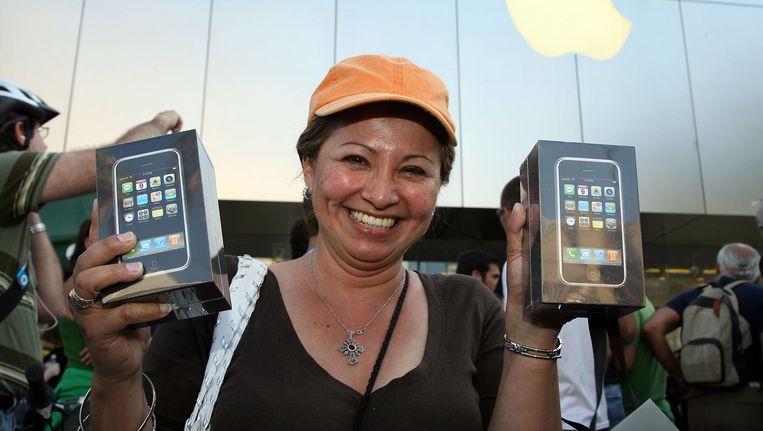 De Iphone Bestaat 10 Jaar Hoe Groot Is Het Verschil Tussen Een Smartphone Van Toen En Nu De Volkskrant