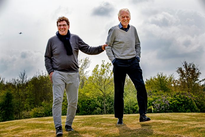 Download Leo beenhakker vrouw Desktop Wallpaper