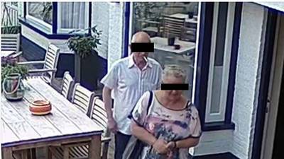 'Henk en Jolanda' slapen, eten en drinken overal maar betalen nooit