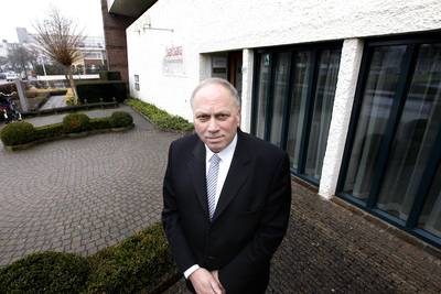 Na 4000 uitvaarten te hebben georganiseerd, was het tijd voor zijn eigen