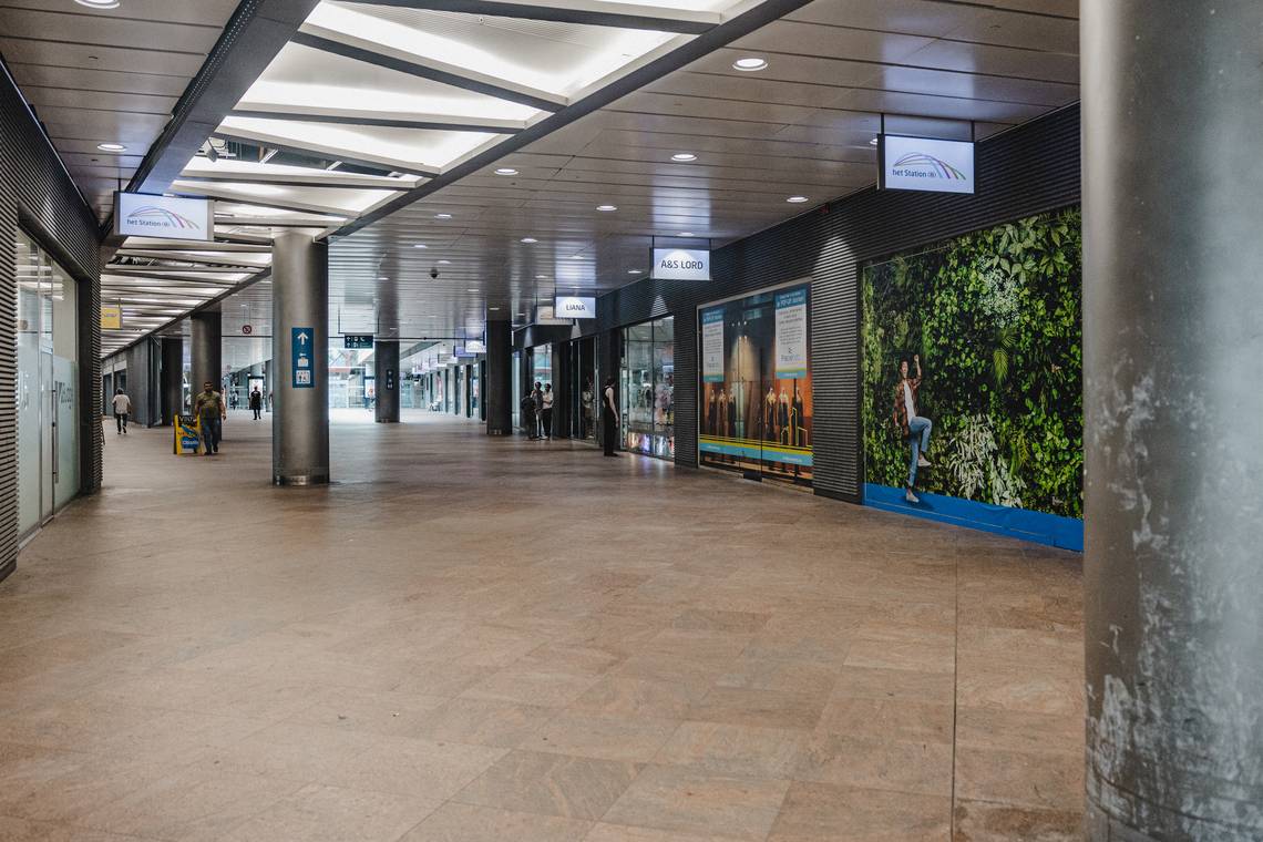 In het mooiste treinstation ter wereld ligt een winkelgalerij waar niemand wil komen: ‘Verloederd en marginaal’