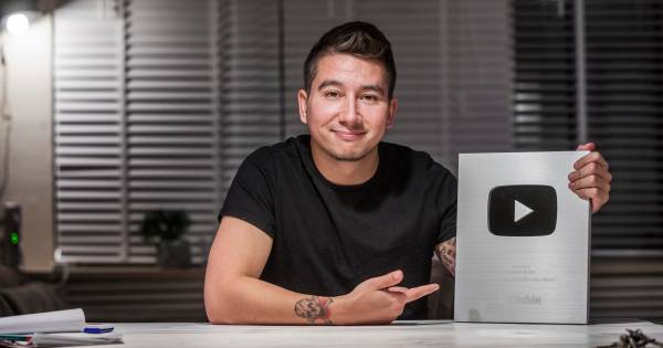 Bekende Youtuber Jeroen Holtrop woest na seponeren ernstige mishandeling, Tja, wat wil je verwachten van de politie?