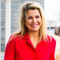 Koraalrood & bordeauxrood: Máxima laat zien hoe je het samen draagt