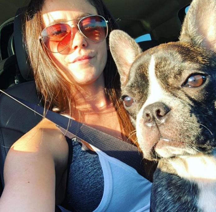 MTV ontslaat Teen Mom-Jenelle nadat haar man hun hondje doodschoot