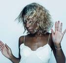 Charlotte Adigéry: ‘Ik wil niet ten onder gaan aan de hype’