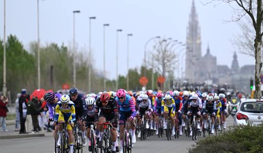 110e Ronde van Vlaanderen van start, wie volgt Pogačar op?