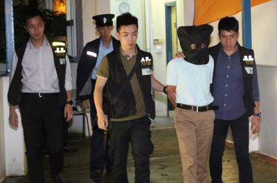 Professor verbergt kist met lijk van vermoorde vrouw op campus Hongkong