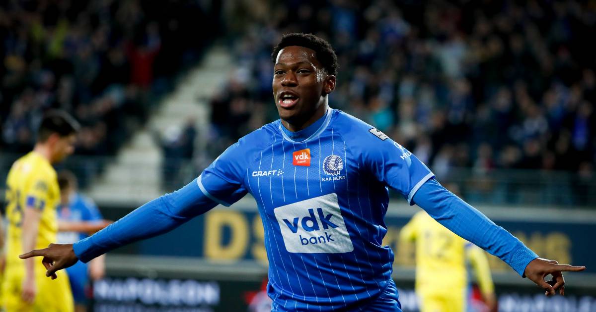 Gent-supporters kiezen Jonathan David tot Speler van het ...