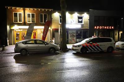 Overval op cafetaria in Nijmeegse Groenestraat: twee daders weggerend