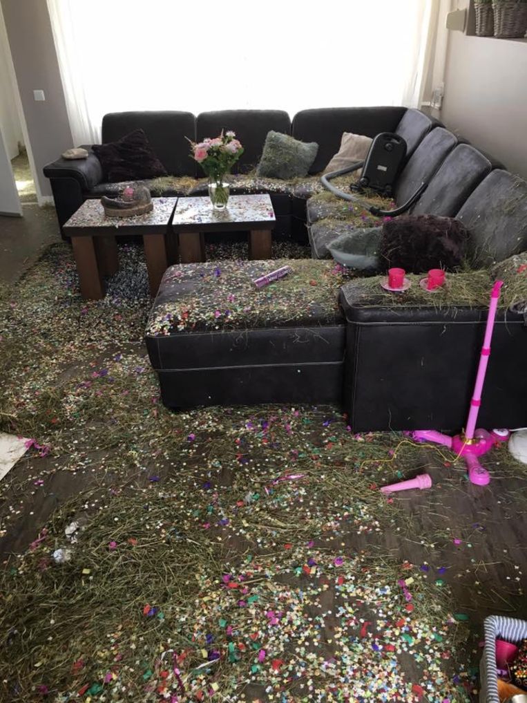 Toen Ze Thuiskwamen Van Hun Huwelijksfeest Wilden Ze Meteen Naar
