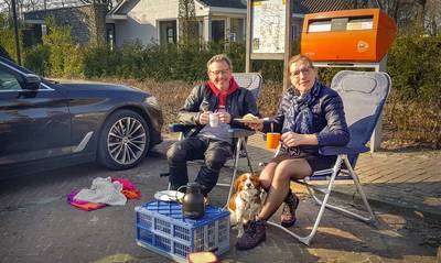 Geen horeca, dan zelf maar een mini-terrasje maken