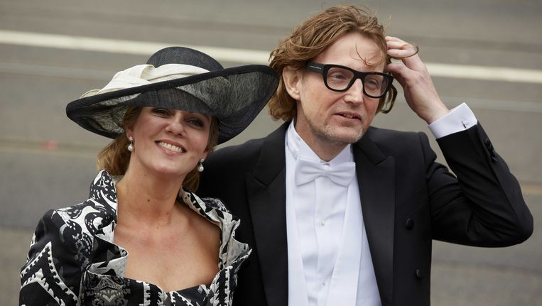 Gezondheid Prins Bernhard Junior Verbeterd Trouw
