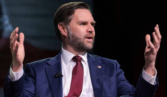 JD Vance: VS werken aan ‘grote deal’ met Iran om oorlog definitief te beëindigen