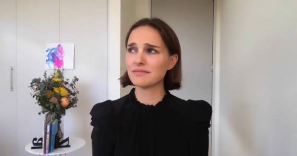 Natalie Portman Dreads Her Superhero Training Me With Thor S Muscular Body No Idea How I M Going To Do That Movie World Today News