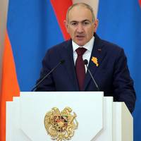 Kremlin wil pro-westerse koers van Pasjinjan dwarsbomen: Russische agenten al in Jerevan
