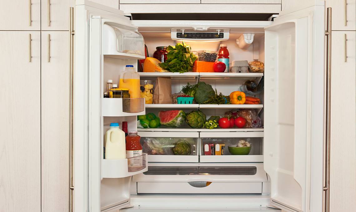 Hoe maak je de koelkast het beste schoon? De schoonmaakexpert geeft tips