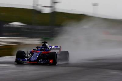 Toro Rosso showt nieuwe auto vervroegd na gelekte foto