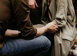Cynthia (41) heeft een geheime relatie met haar getrouwde baas