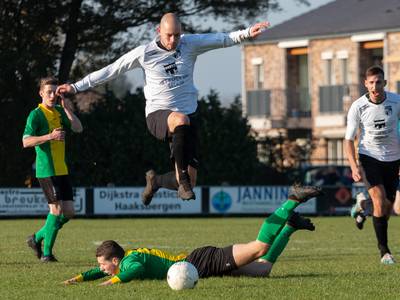 Crisis maakt creatief: TVO Beckum vergadert op het veld