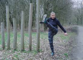 Doe déze oefeningen voordat je gaat hardlopen of wandelen
