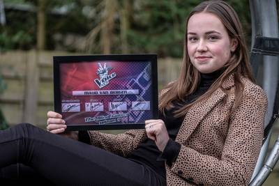 Maud (15) uit Milsbeek schittert vrijdag in The Voice Kids: ‘Het werd steeds leuker’