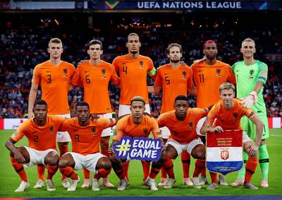 Weg zijn de oudjes met plakband, talenten met meerwaarde dienen zich aan bij Oranje