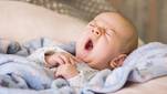 Extra dekentje voor baby in de winter? Beter niet, waarschuwt Kind en Gezin