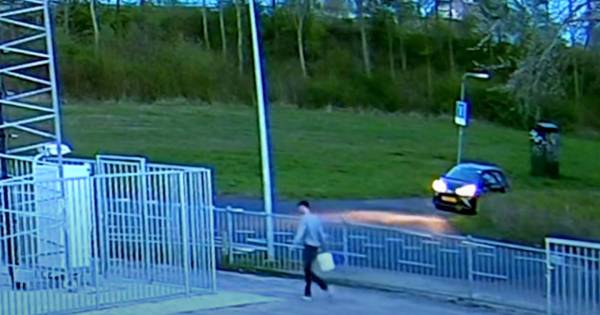 Politie geeft beelden brandstichter zendmast vrij.