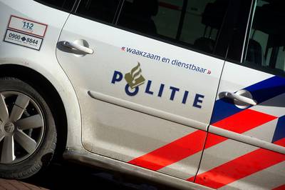 Benzinedief vernielt 12 auto's in Ede