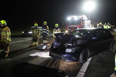 File op A15 door kop-staartbotsing