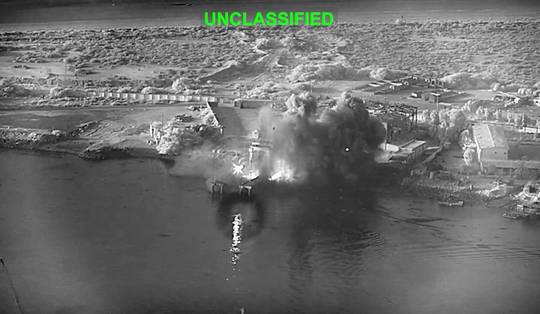 VS vallen opnieuw Iran aan, Trump dreigt met bombardement op nucleair complex • Iran bestookt Bahrein