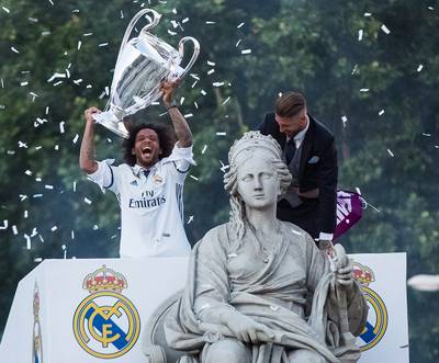 Real Madrid door tienduizenden fans gehuldigd na winst Champions League