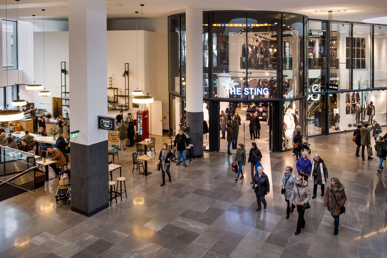 De Barones straalt weer de transformatie in 10 beelden Foto