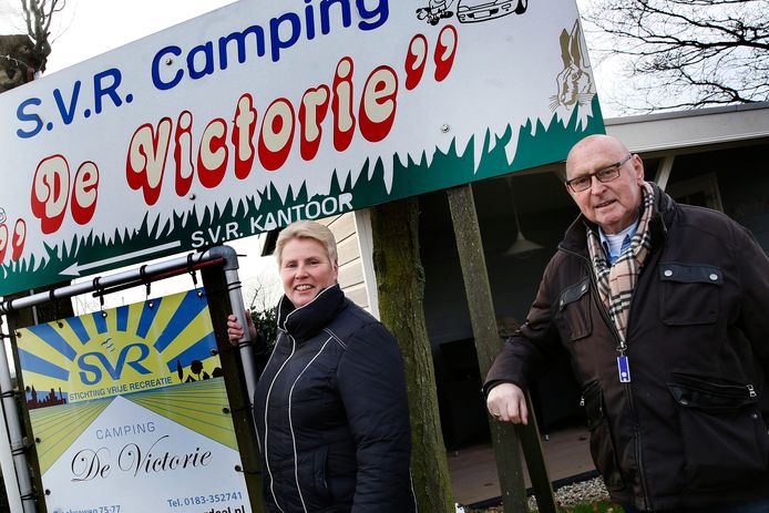 Archieffoto (2015) van Corine van Mill van Stichting Vrije Recreatie in Meerkerk en haar vader Willem.