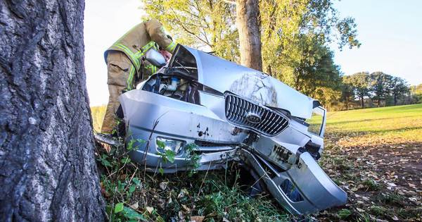 Automobiliste gewond na ongeval in Ommel