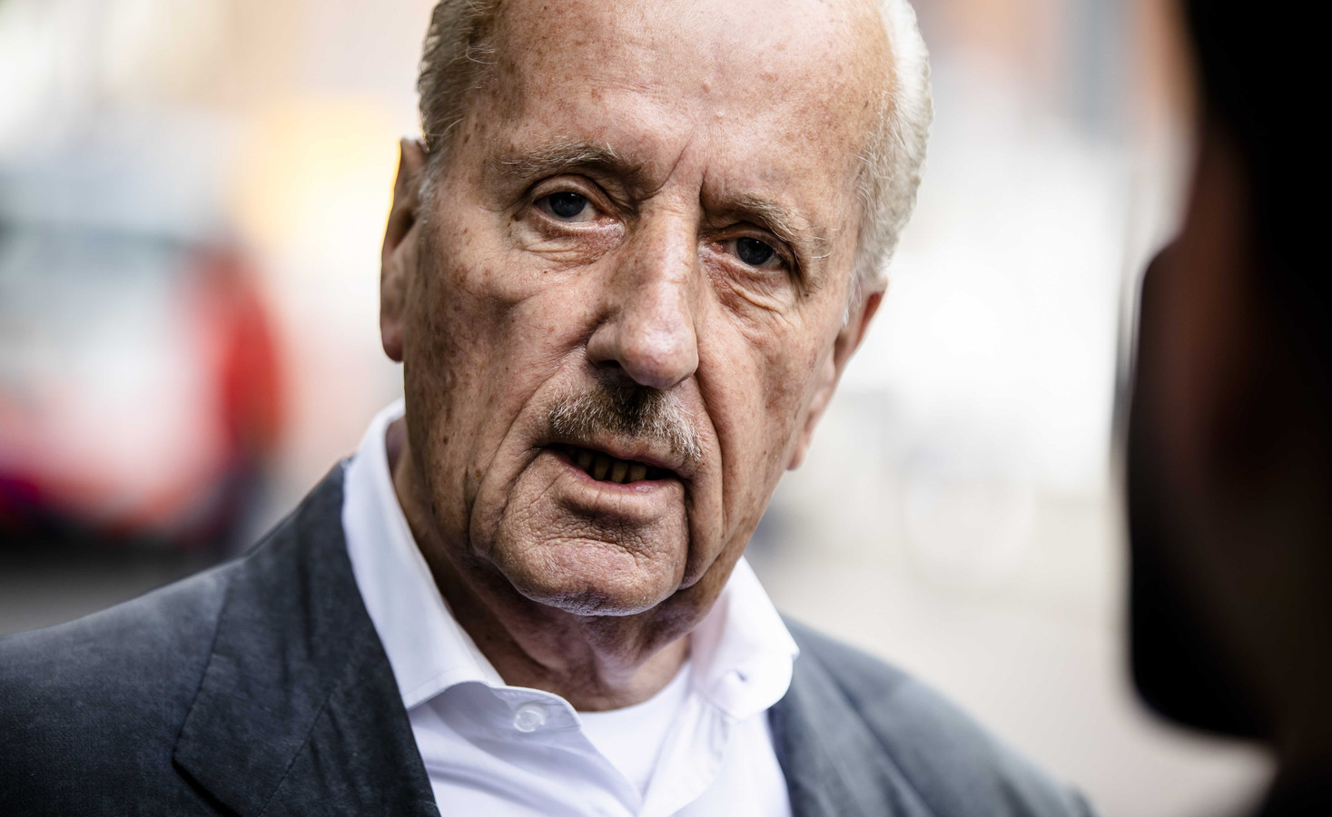 Hiddema betaalde te veel ontvangen onkosten dubbel terug: 'Aan Kamer en Poezenboot' | Foto | AD.nl