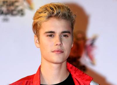 Justin Bieber deelt per ongeluk zijn nummer op Twitter