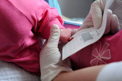 Onderzoek naar uitbreiding hielprik in Gelderland en Utrecht