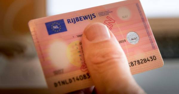 Man verliest rijbewijs na ‘kamikazerit’ op A73