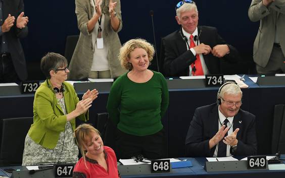 Dit Nederlands EU-parlementslid dwong Orbán op de knieën: 