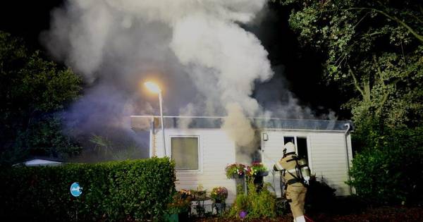 Geen gewonden bij chaletbrand op vakantiepark in Cromvoirt - BD.nl