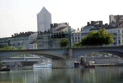 Ruim 800 Franse bruggen ‘staan op instorten’