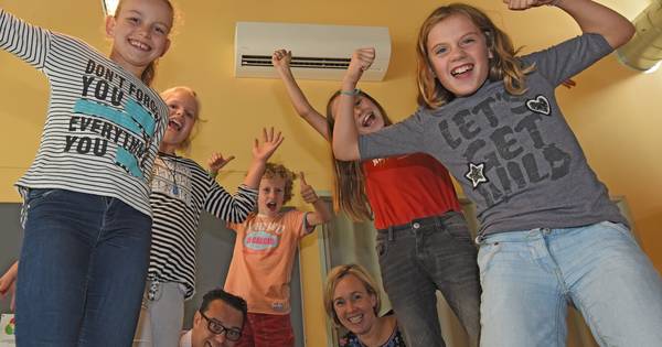 'Lek dak van basisschool De Schittering niet geschikt voor tropendak'