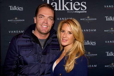 Jaar na ontdekken ernstige ziekte bij dochtertje zijn Chantal Bles en Robert Doornbos terug in Disney