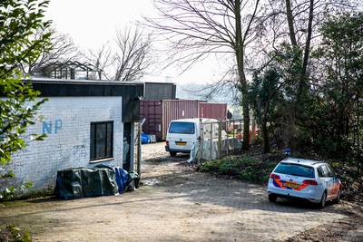 Burgemeester Schaap sluit verdacht pand met daarin spullen voor wietkweek