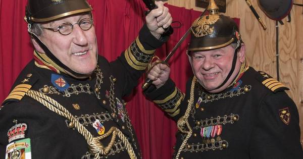 'De Veldwachters' plagen heel Gennep in maandelijks programma (video) - De Gelderlander