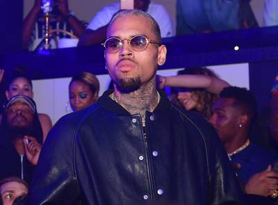 Chris Brown krijgt 5 jaar contactverbod ex