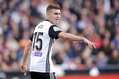 PSV neemt Toni Lato op huurbasis over van Valencia