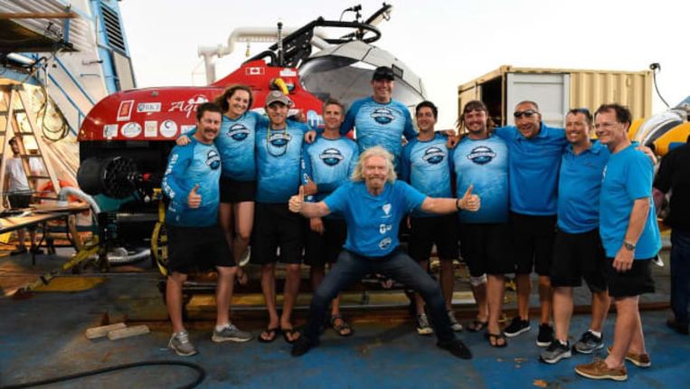 Richard Branson en het team van Aquatica Submarines