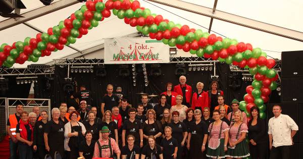 Muziekterras bij Muziekevent Landhorst